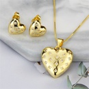 wholesale ensemble de colliers de boucles d39oreilles en forme de coeur en zirconium plaqu or simple Nihaojewelrypicture12