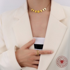 Choker French Minimalist High Sense Fashion Geometry Pattern Small Chic Titanium Steel Plated 18K Gold Necklace Necklace