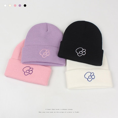Knitted Hat Women's Autumn and Winter New Fashion Casual Korean Style Brimless Trendy Street Embroidery Flowers Warm Beanie Hat Men's discount tags