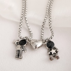 simple fashion magnetic heart astronaut necklace wholesale nihaojewelry