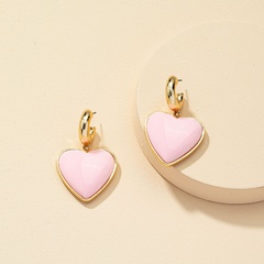 European and American Popular New Accessories Wholesale 1 Pair Exaggerated Peach Heart Earrings Fashion Earrings Qingdao Jewelry