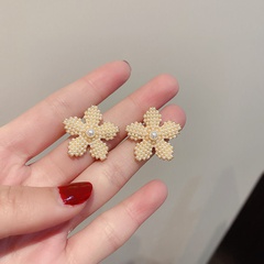 Los pendientes simples de la flor de la perla de la moda de Corea venden al por mayor Nihaojewelry