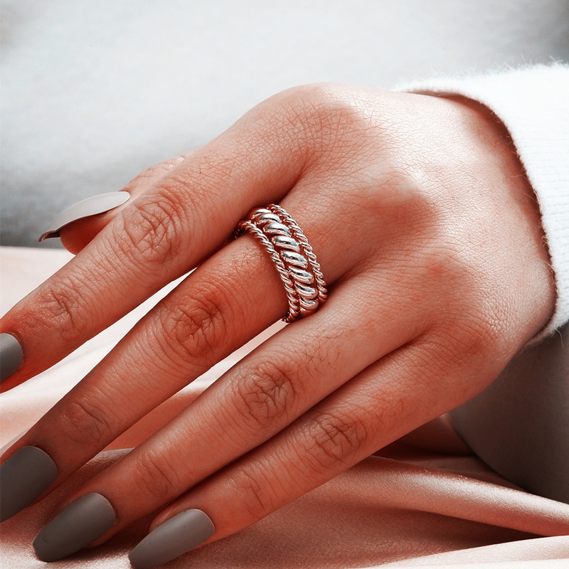 Koreanischer RetroTwist offener Ring Mode Senior Zeigefinger Temperament weiblicher Ring