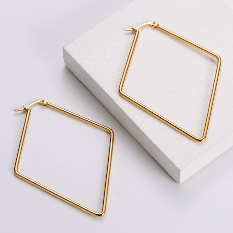 AML Titanium Steel Womens Korean Style Fashion Geometric Gold Earrings Simple Shape Temperament Fashion Style