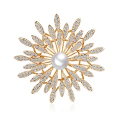 Version coréenne de la broche de fleur de soleil dorée en alliage d'accessoires de perles cloutées de diamants