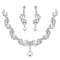 new temperament simple diamond necklace alloy rhinestone glass jewelry set accessories wholesale