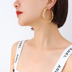 niche light luxury design button pattern hollow earrings titanium steel plated 18k real gold earrings jewelry