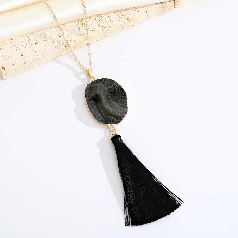geometric resin necklace dark simple pendant tassel sweater chain autumn and winter new chain