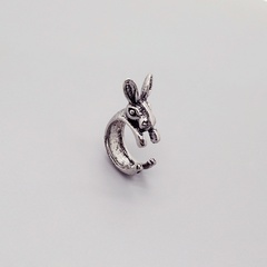 Nueva tendencia anillo de conejo retro personalidad femenina anillo animal abierto de plata antigua joyería transfronteriza