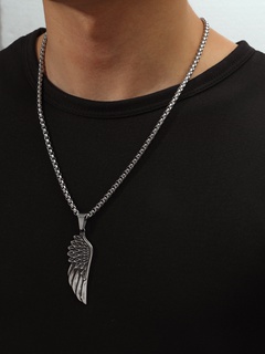 Trendy male domineering retro titanium steel feather wings pendant necklace jewelry