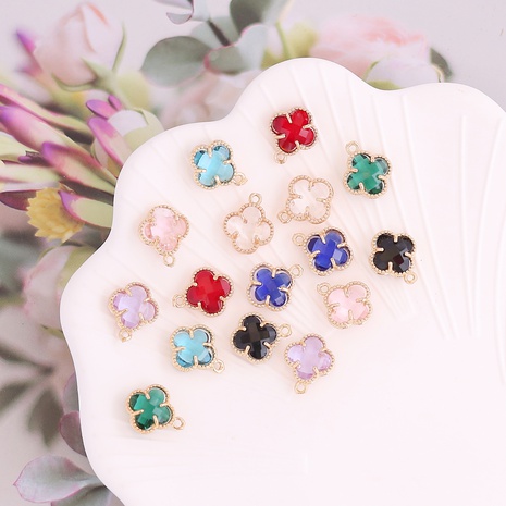 Wholesale Crystal Clover Jewelry Accessories Earrings Pendent's discount tags