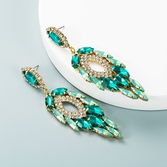 Boucles d'oreilles en forme de feuille en strass de couleur incrustées d'alliage multicouche de mode en gros Nihaojewelry