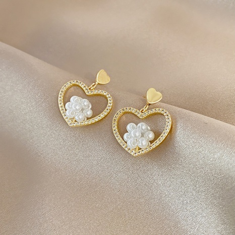 Boucle d'oreille coeur simple en cuivre bijoux d'oreille en perles de zircon incrusté de cuivre's discount tags