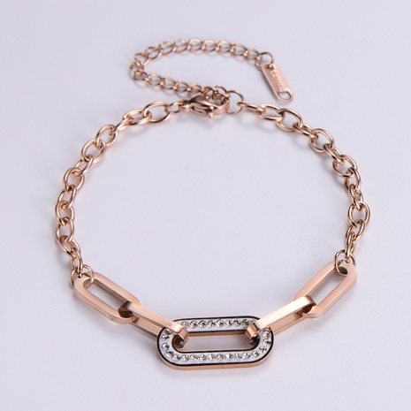 Bracelet en diamant exquis en acier inoxydable à la mode européenne et américaine pour femme's discount tags