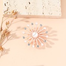 Simple pearl flower brooch Korean fashion new creative sweater broochpicture6