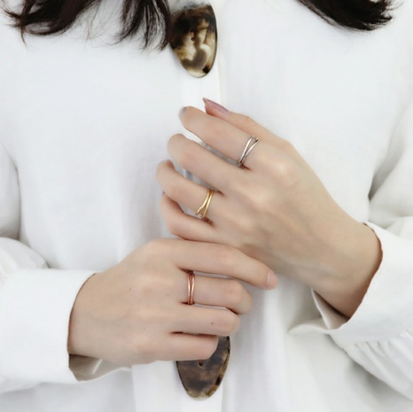 anillo abierto de color sólido geométrico simple de línea irregular de plata 925 de moda's discount tags