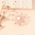 Simple pearl flower brooch Korean fashion new creative sweater broochpicture9