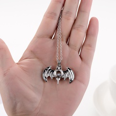 pendentif graphique chauve-souris créatif collier de bijoux en perles d'huîtres naturelles
