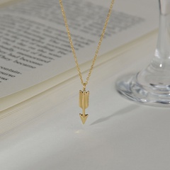 Creative trend arrow sweater luxury golden collarbone chain titanium steel necklace