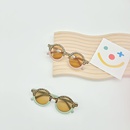 2021 neue KinderSonnenbrille mit rundem Rahmen Licht PC se Sonnenbrillepicture11