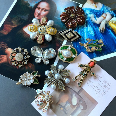 Fashion baroque pearl brooch geometric flower enamel gemstone diamond crystal brooch NHOM594916's discount tags