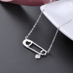 Korean creative pin collarbone chain pendant S925 silver diamond heart necklace
