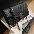 womens bag ins niche 2022 spring new retro rhombus chain messenger bagpicture10