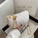 fashion new trendy oneshoulder bag Lingge embroidery thread messenger dumpling bagpicture7