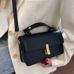Simple new fashion texture portable small square bag single shoulder messenger bag