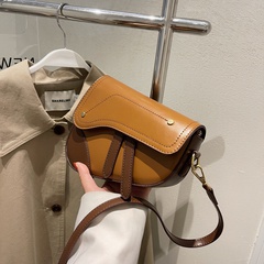 simple vintage saddle contrast color shoulder messenger bag