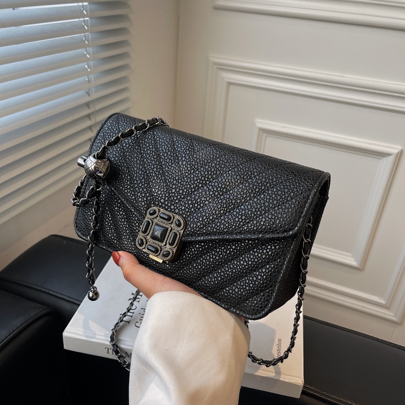 Retro fashion small bag female 2022 new trendy messenger bag chain small square bag
