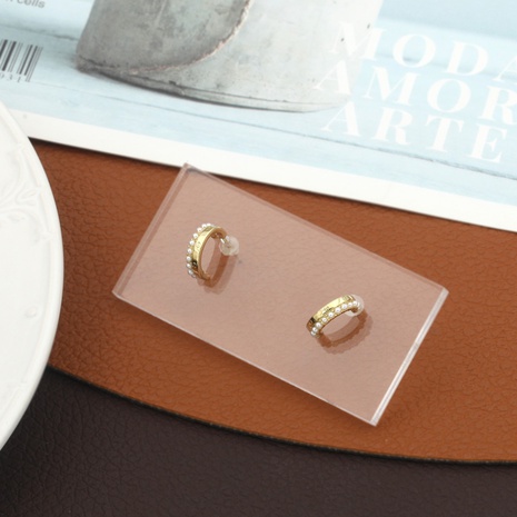 Light luxury niche geometric earrings's discount tags