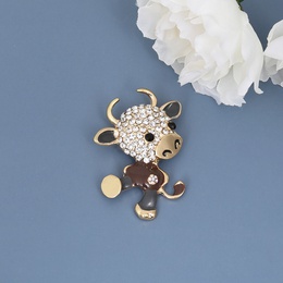 cartoon cow brooch cute animal metal drip oil pin coat accessories collar pinpicture8