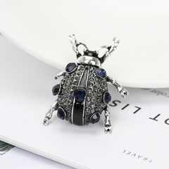 retro creative insect beetle brooch Halloween clothing brooch