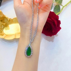vintage water drop micro-encrusted zircon water drop pear-shaped emerald copper necklace