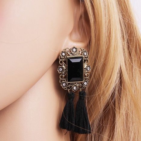 Bijoux de boucles d'oreilles en diamant incrusté de glands géométriques de style européen et américain's discount tags