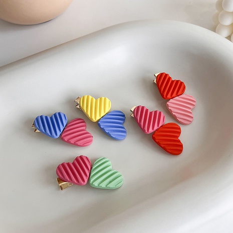 Korean candy-colored striped heart side clip children's hairpin  NHMS603576's discount tags
