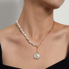 European and American pearl embossed queen pendant necklace female wholesale
