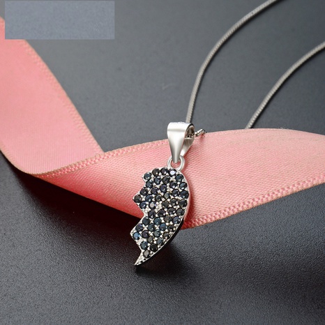 Mode-Accessoires Halskette koreanische Version S925 Silber Kristall halber herzförmiger Anhänger's discount tags