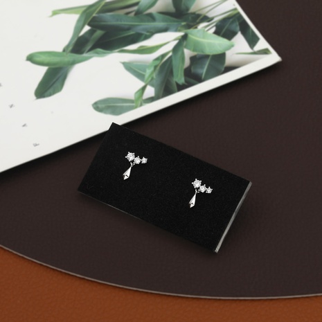 Simple Light Luxury Niche Geometric Copper Zircon Stud Earrings NHIK616762's discount tags