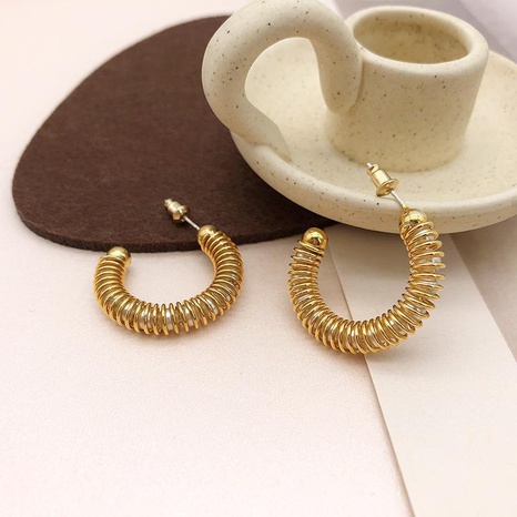 Pendientes de perlas pendientes de metal de moda con nicho de resorte en forma de C para mujer's discount tags