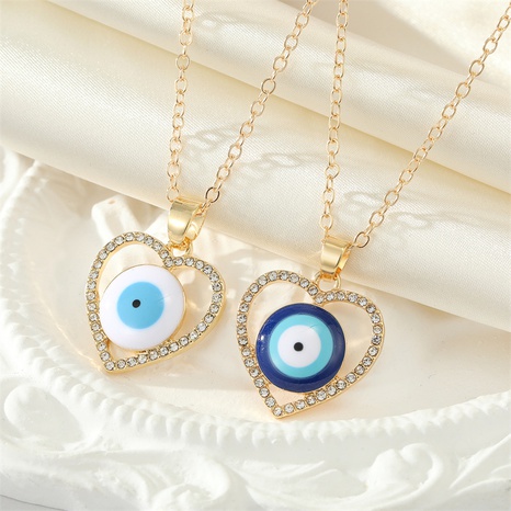 Retro Rhinestone Hollow Devil's Eye Heart Clavicle Chain Wholesale NHGO620637's discount tags