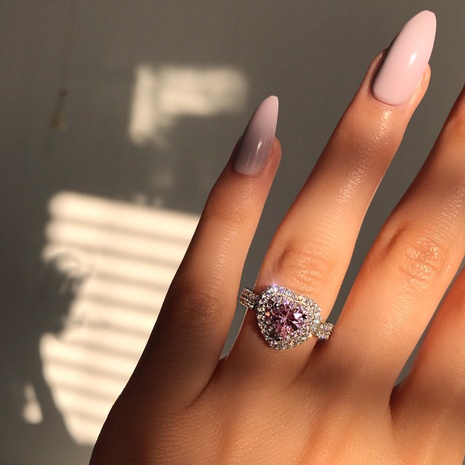 Moda nuevo anillo geométrico completo de circón de corazón rosa al por mayor's discount tags