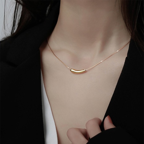 einfache geometrische minimalistische Auberginen-Titan-Stahl-Halskette im Großhandel's discount tags