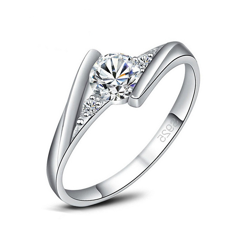 fashion female ring Korean simple twisted diamond couple jewelry wholesale