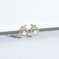 fashion pearl simple zircon hollow geometric copper earrings