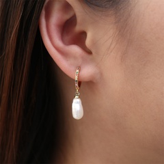 European and American retro pearl earrings female simple colorful copper zircon earrings