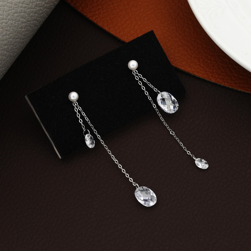 Light luxury niche pearl  crystal long pendent copper earrings