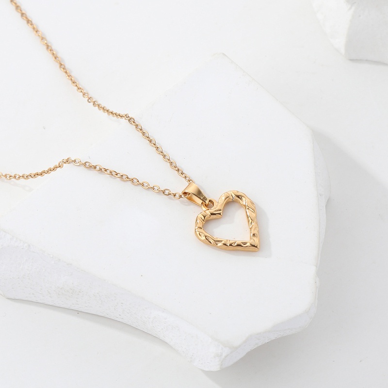 Valentines Day copper plated 18K heartshaped ripple pendant necklace