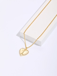 Collar con colgante de beso con retrato de corazón de oro de 18 quilates chapado en cobre para el día de San Valentín